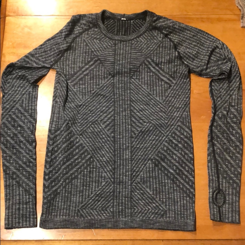 Lulu Lemon running shirt